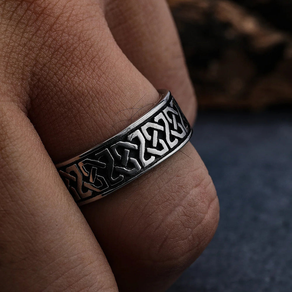 Classic Celtics Spiral Knot Nordic Ring