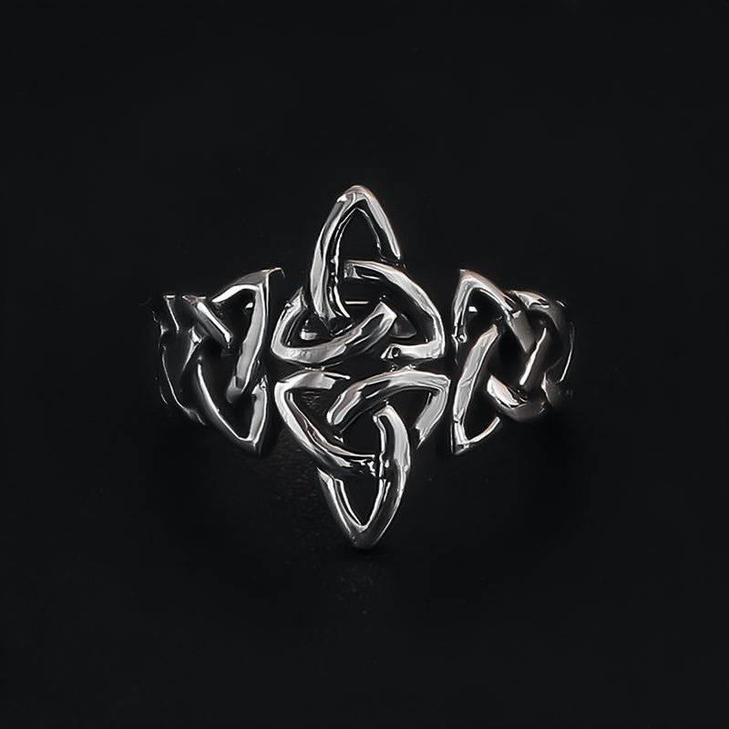 Celtic Knot Triple Horn Of Odin Ring