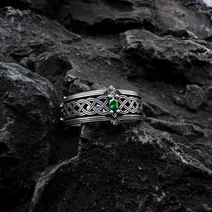 Green Gemstone Celtic Pattern Ring