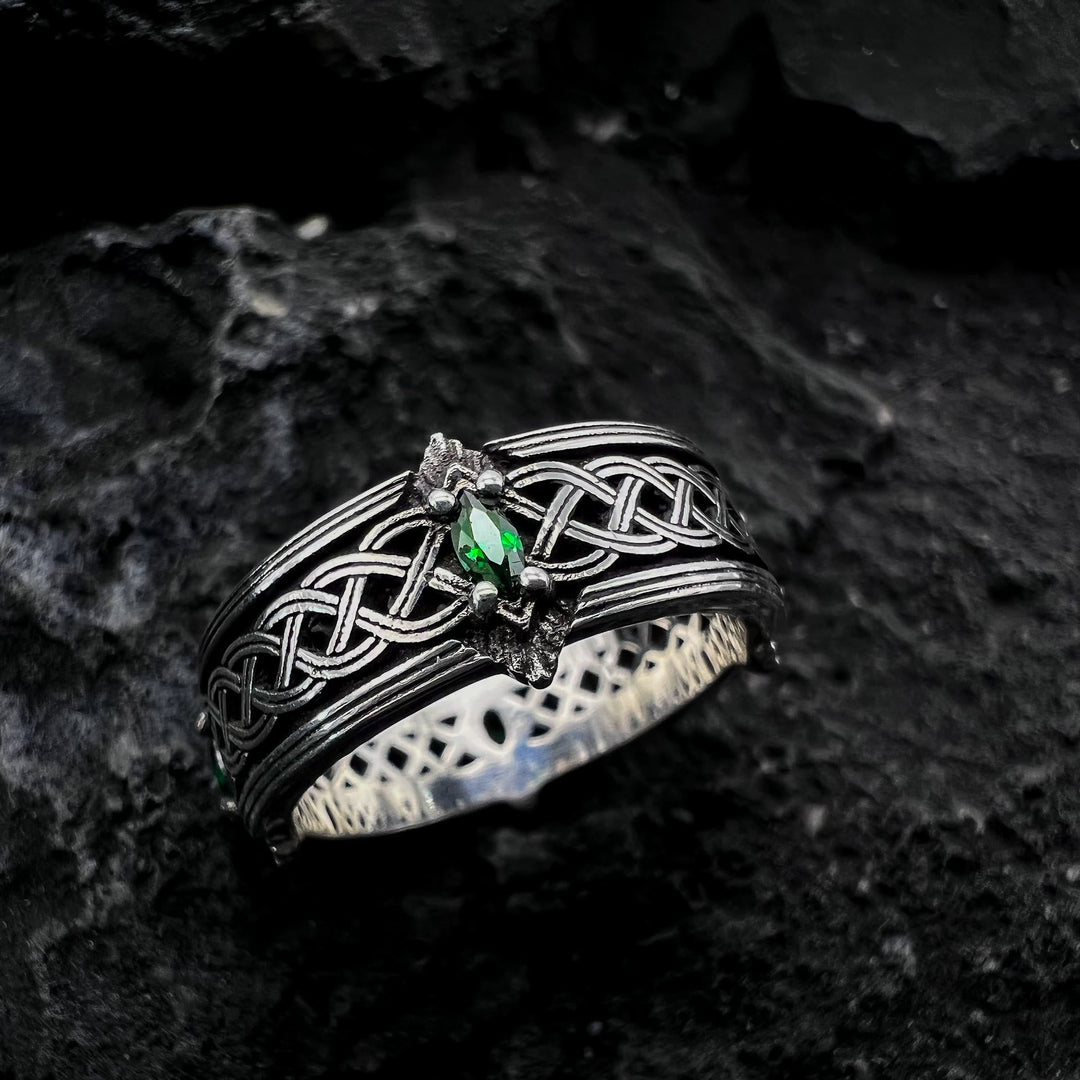 Green Gemstone Celtic Pattern Ring