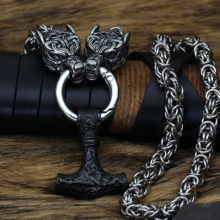 Wolves And Mjolnir's Power Necklace