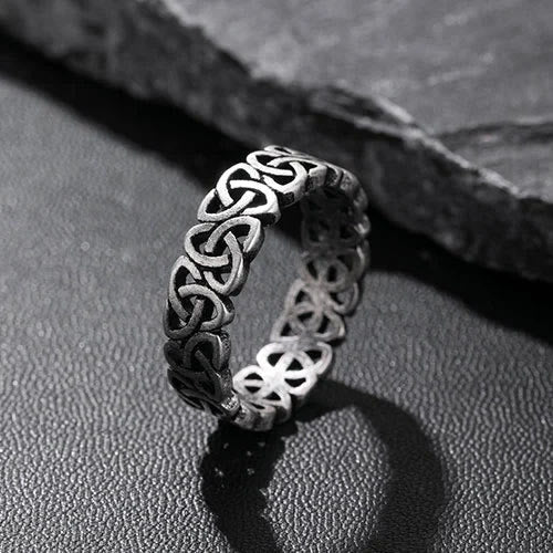 Nordic Triquetra Triangle Concise Ring