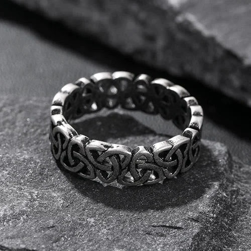 Nordic Triquetra Triangle Concise Ring