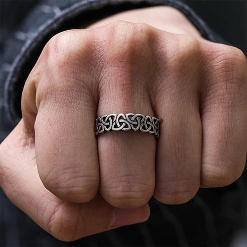 Nordic Triquetra Triangle Concise Ring