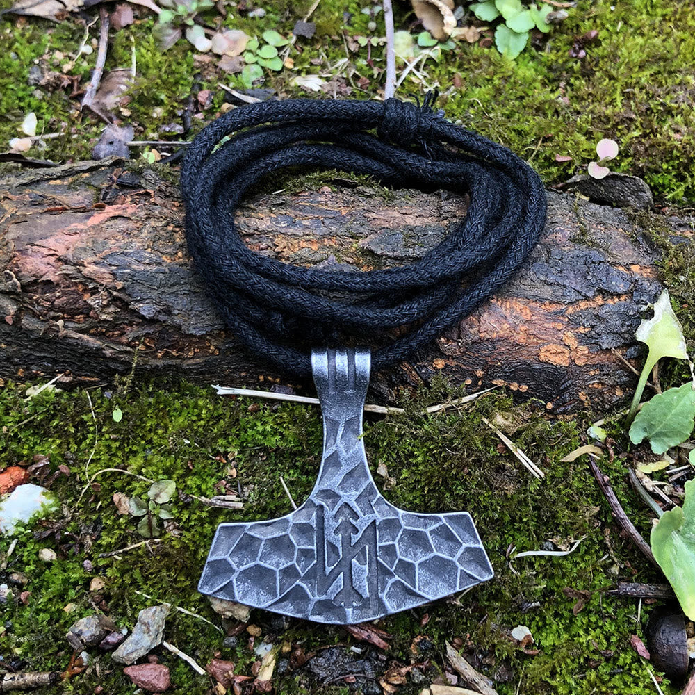 Old Jarl Mjolnir Rune Rope Necklace