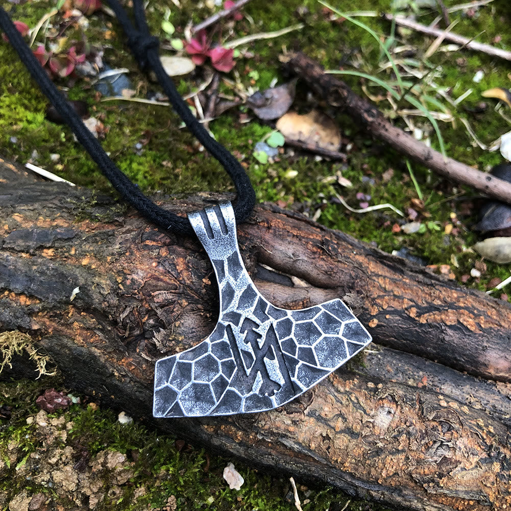 Old Jarl Mjolnir Rune Rope Necklace