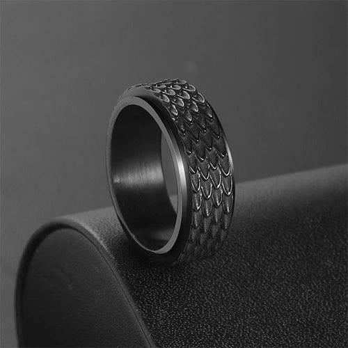 Retro Dragon Scale Spinner Anxiety Ring