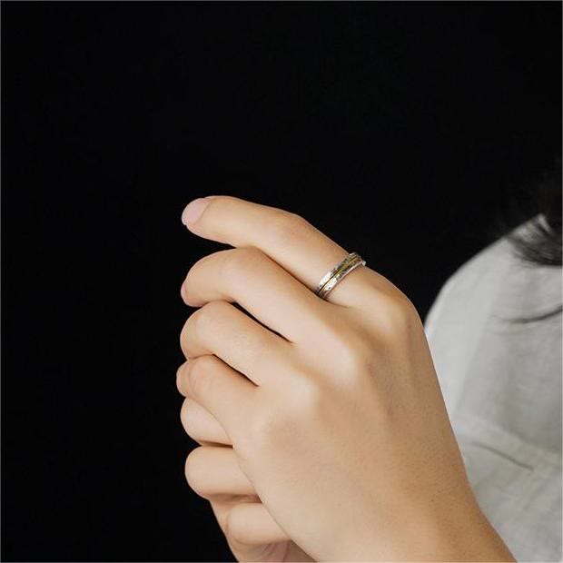 Three Life Stone Ring