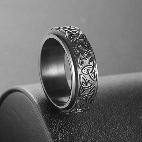 Viking Triquetra Spinner Ring