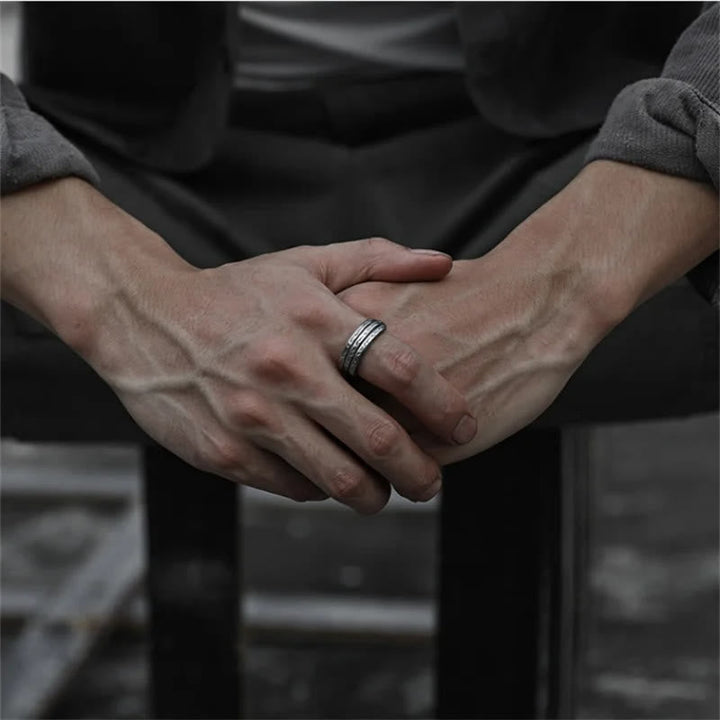 Hand Carved Leaf Pattern Ring
