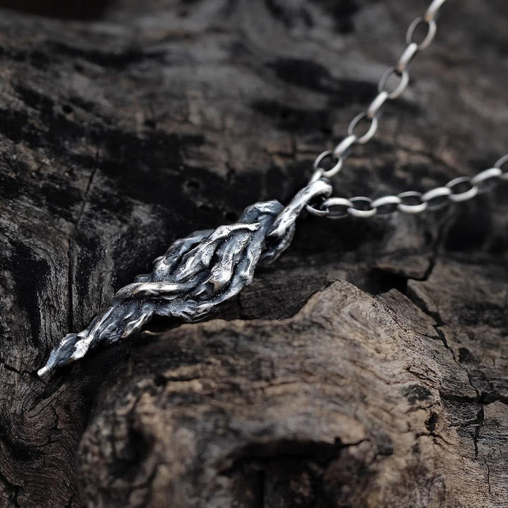 Irregular Vine Thorn Necklace