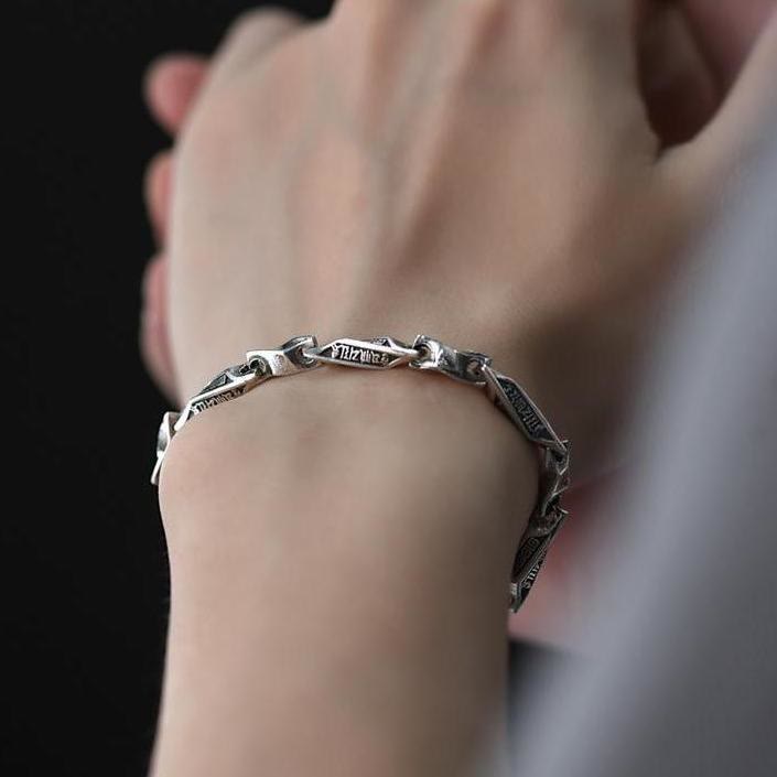 Vintage Mobius Twisted Bracelet