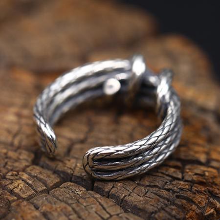 Twist Rope Knot Ring