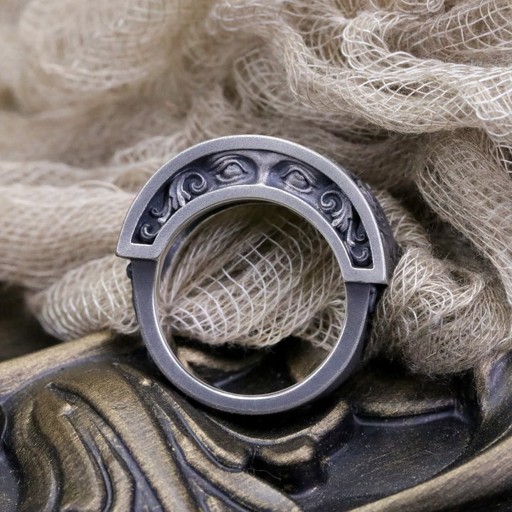 Dark Eye Engraved Ring