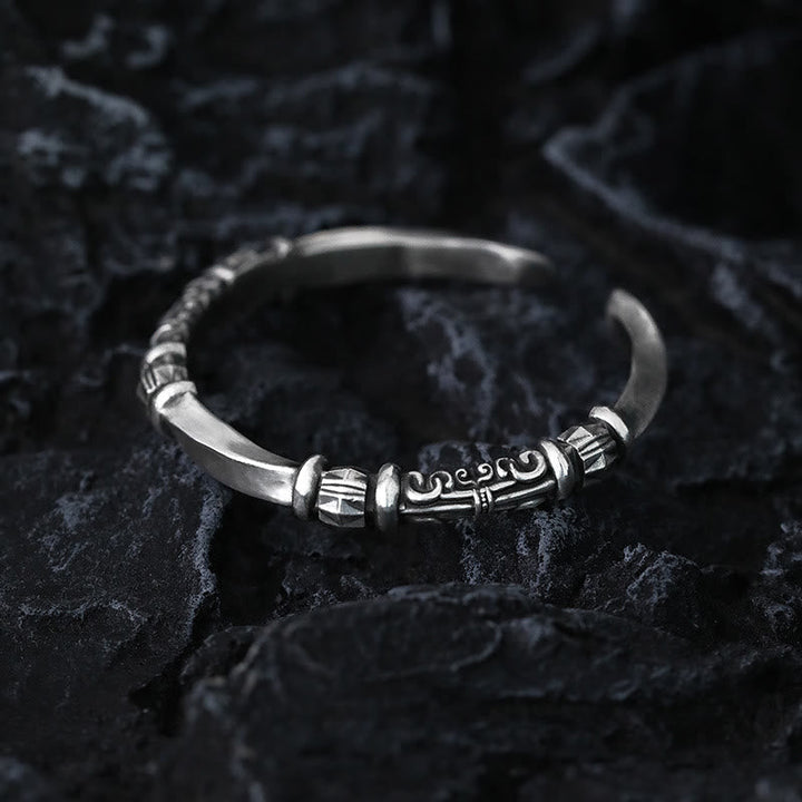 Mobius Strip Rotating Bead Twisted Bracelet