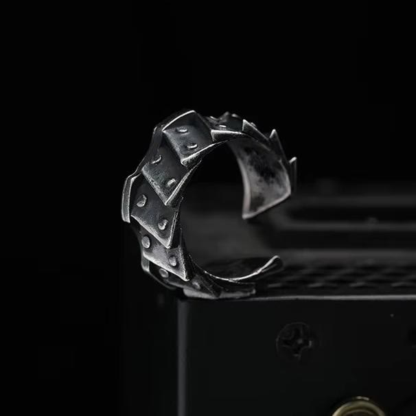 Locomotive Armor Ring