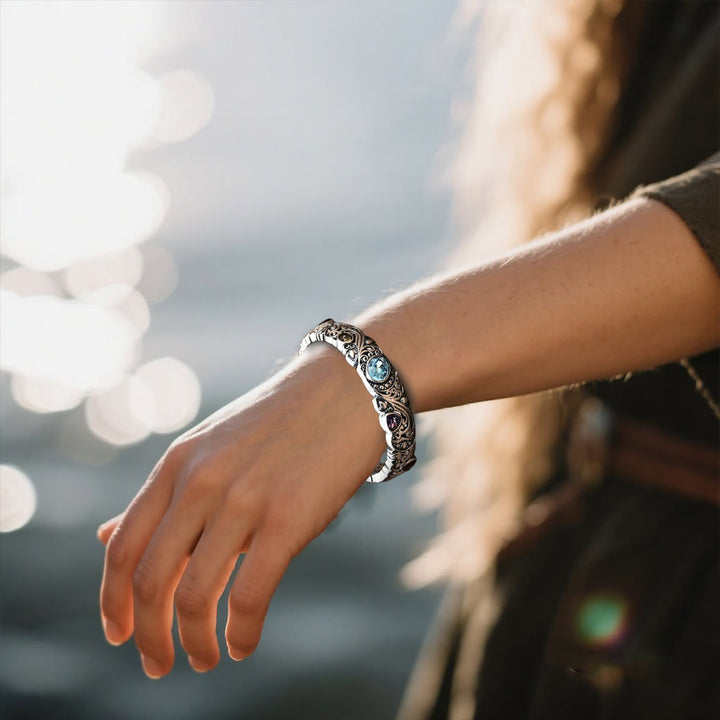 Frigg's Perception Bracelet