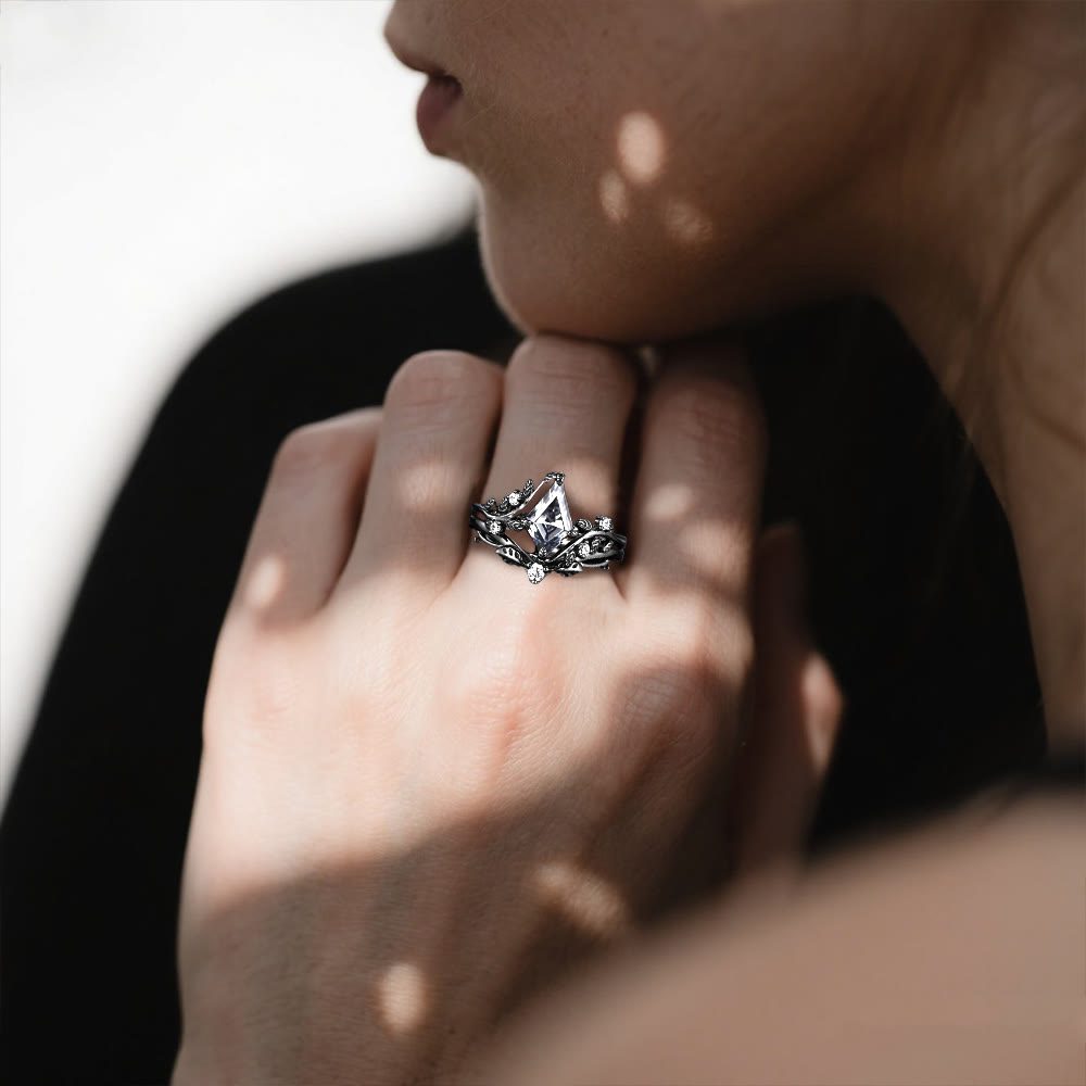 Royal Queen of Asgard Ring