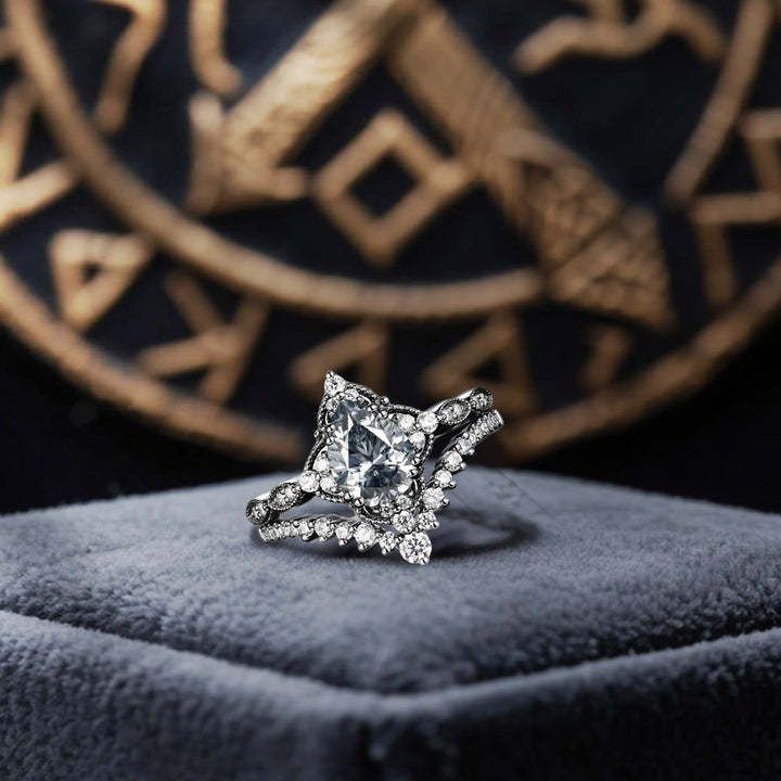 Tear of Freyja – Queen's Radiant Crown Ring Set