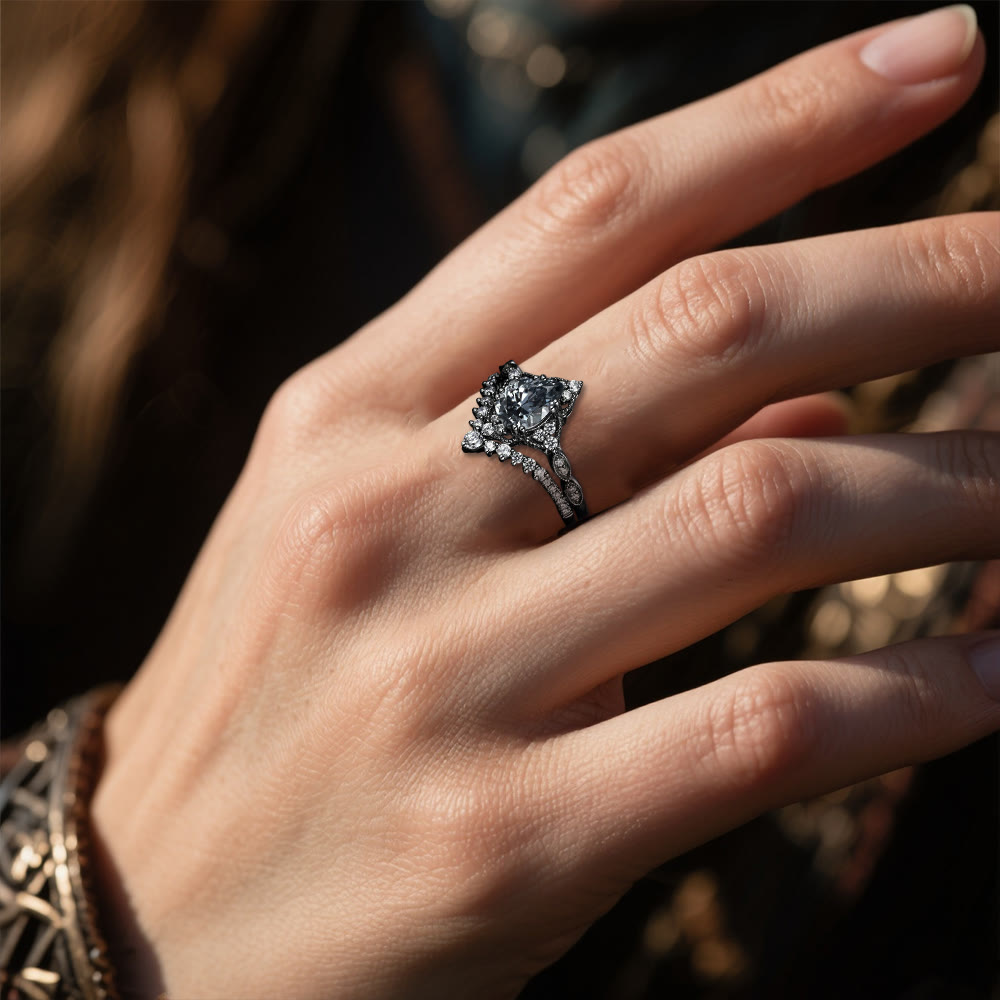 Tear of Freyja – Queen's Radiant Crown Ring Set