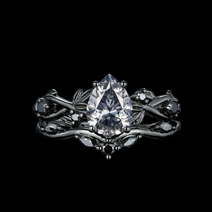Drop Of Yggdrasil Two Piece Ring Set