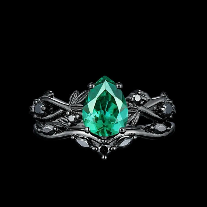 Drop Of Yggdrasil Two Piece Ring Set