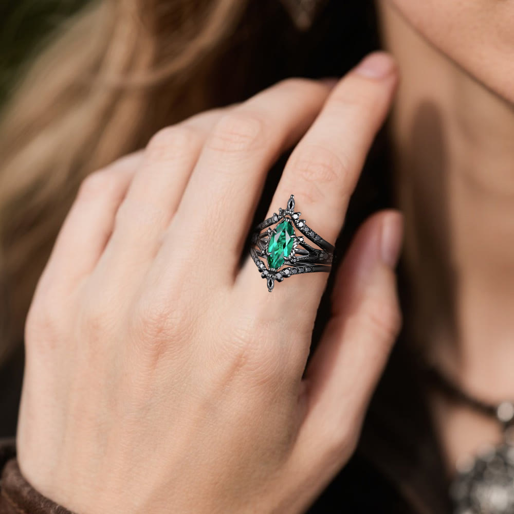 Mystic Emerald Crown 3-Piece Ring Set