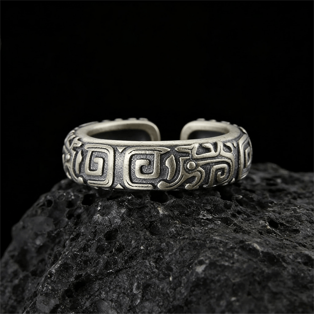 Intricate Rune Labyrinth Interlock Ring