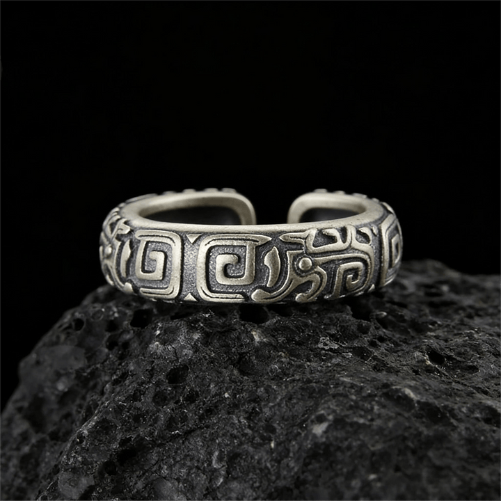 Intricate Rune Labyrinth Interlock Ring