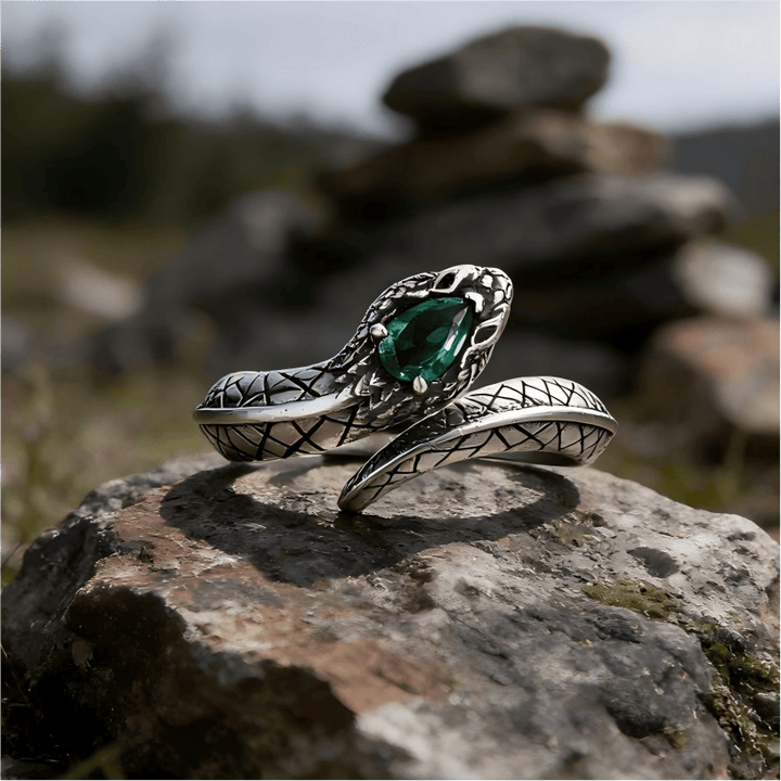 Serpent Scale Forest Stone Weave Ring