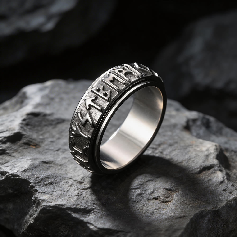 Classic Norse Rune Spinnner Ring