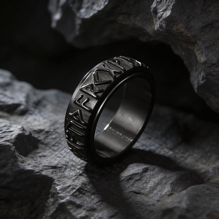Classic Norse Rune Spinnner Ring