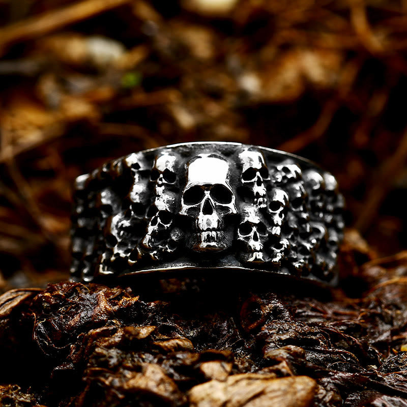 Underworld Skull Horde Ring