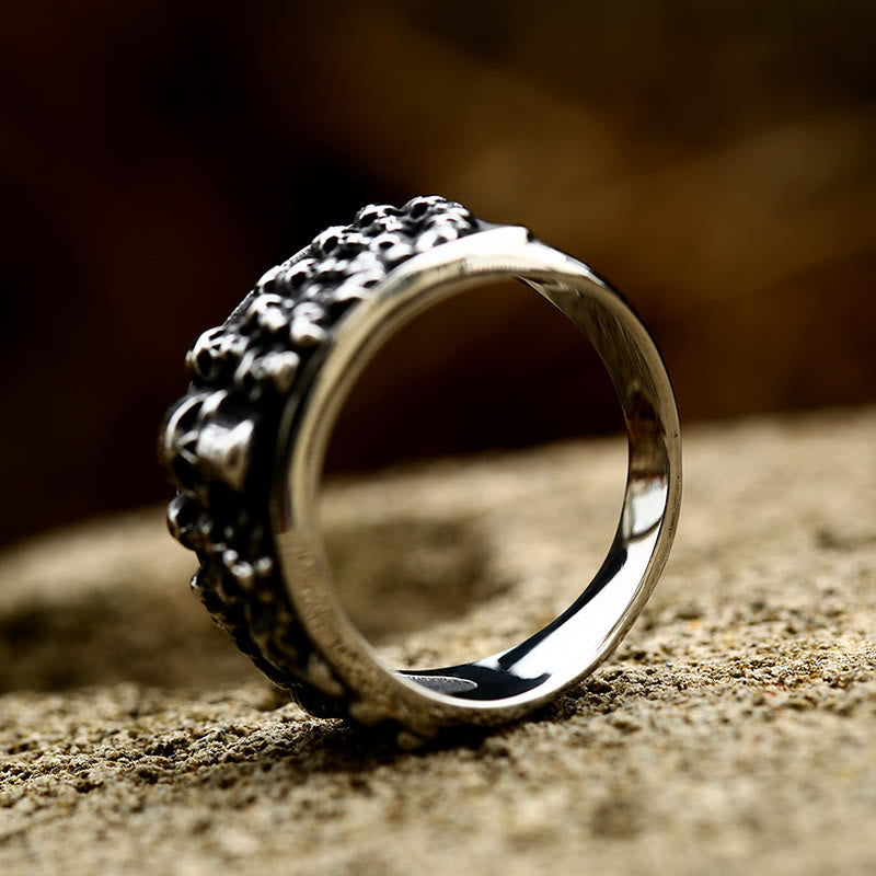 Underworld Skull Horde Ring