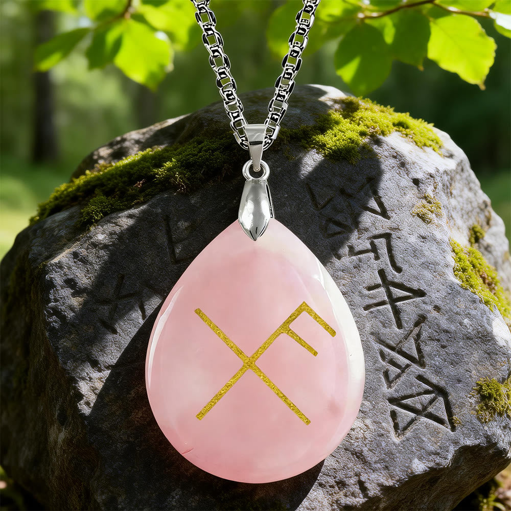 Viking Gibo Auja Teardrop Crystal Necklace