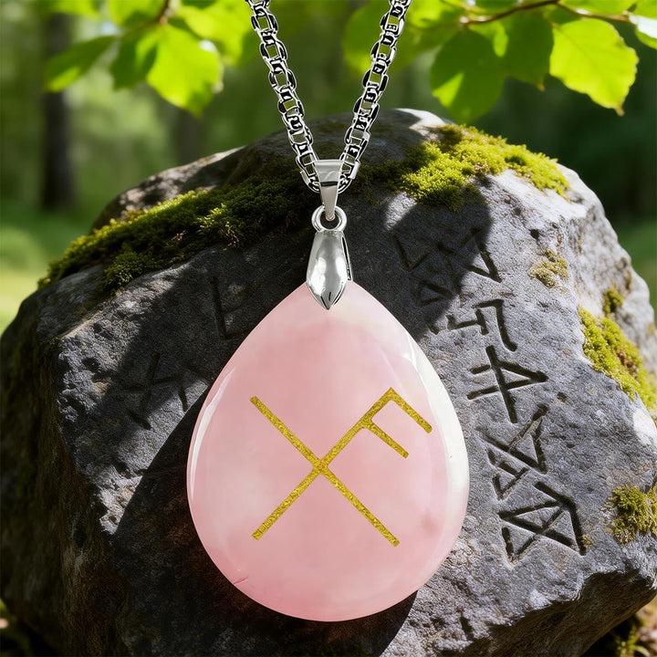 Viking Gibo Auja Teardrop Crystal Necklace