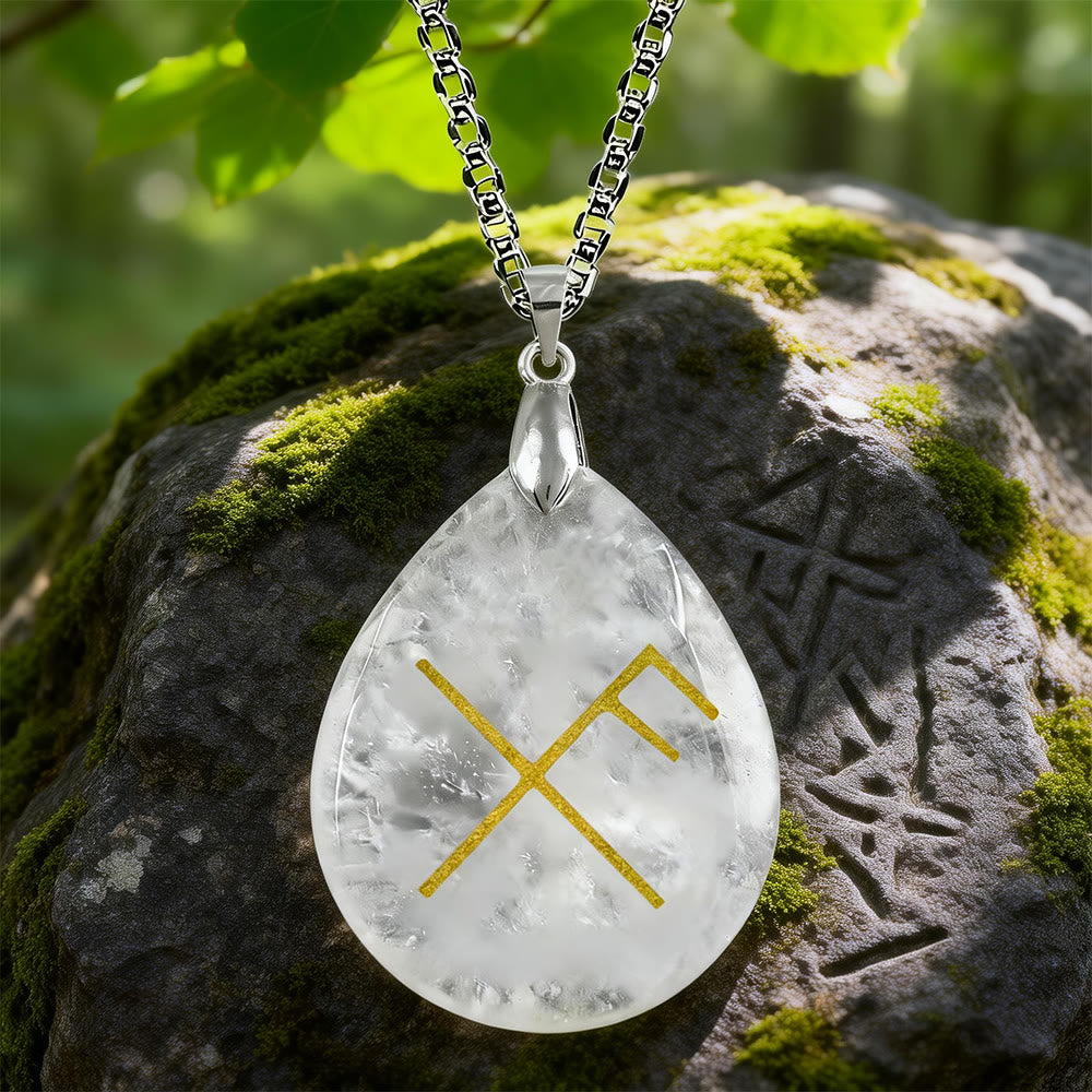 Viking Gibo Auja Teardrop Crystal Necklace