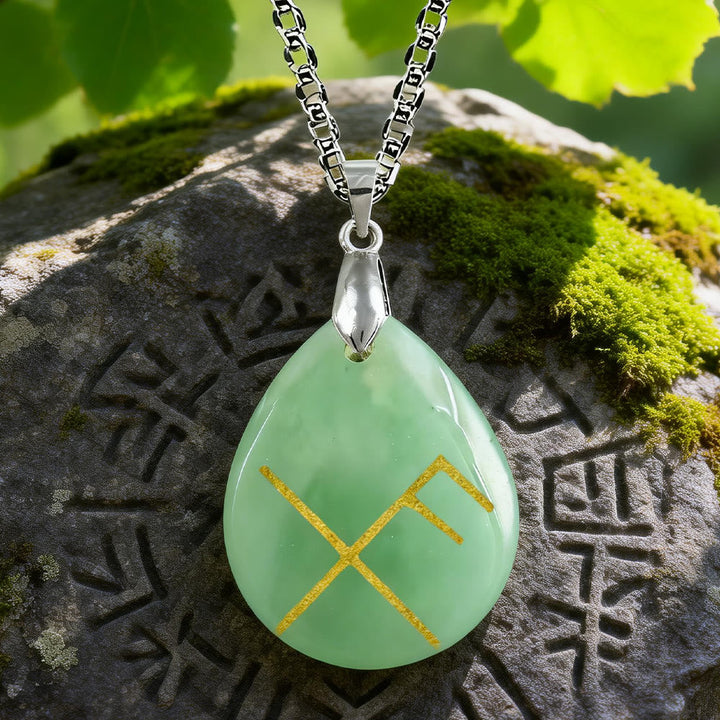 Viking Gibo Auja Teardrop Crystal Necklace
