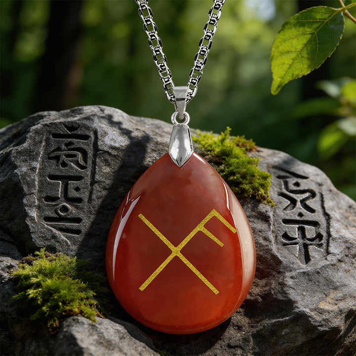 Viking Gibo Auja Teardrop Crystal Necklace