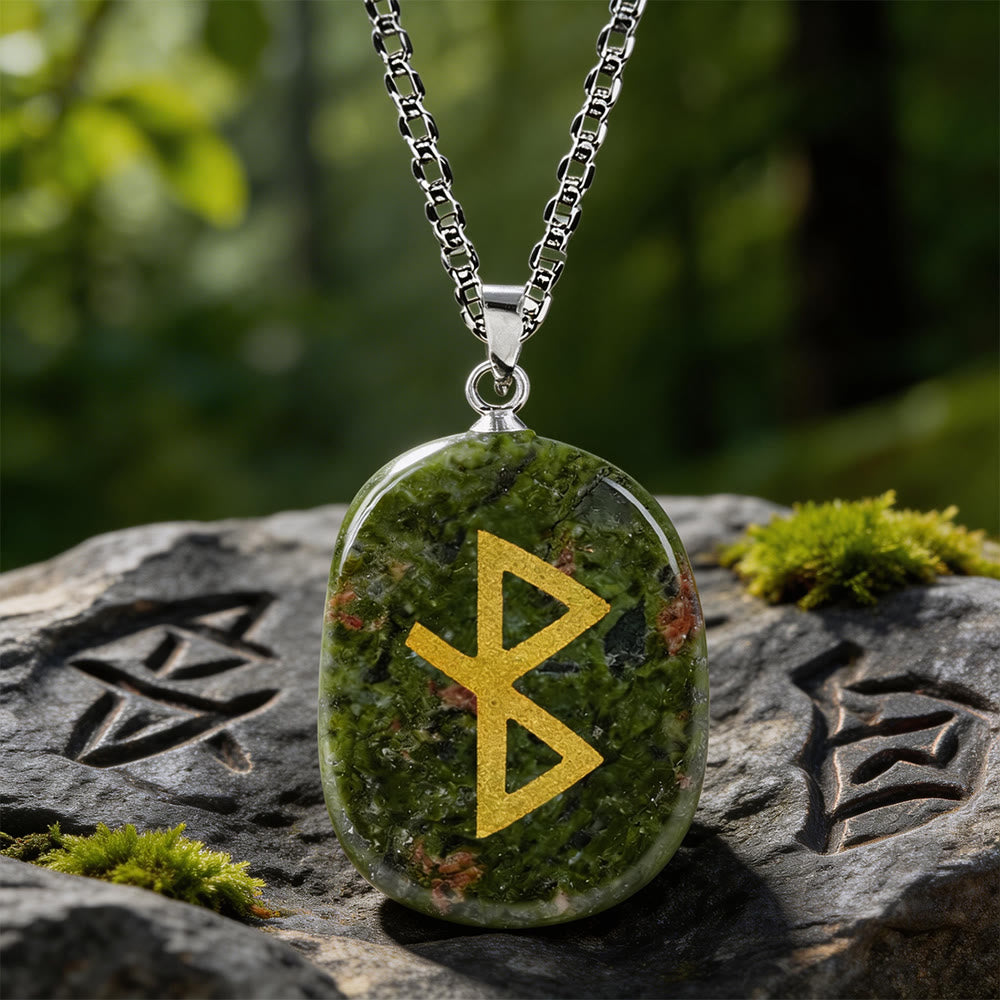 Viking Healing Bind Rune Vitality Crystal Necklace