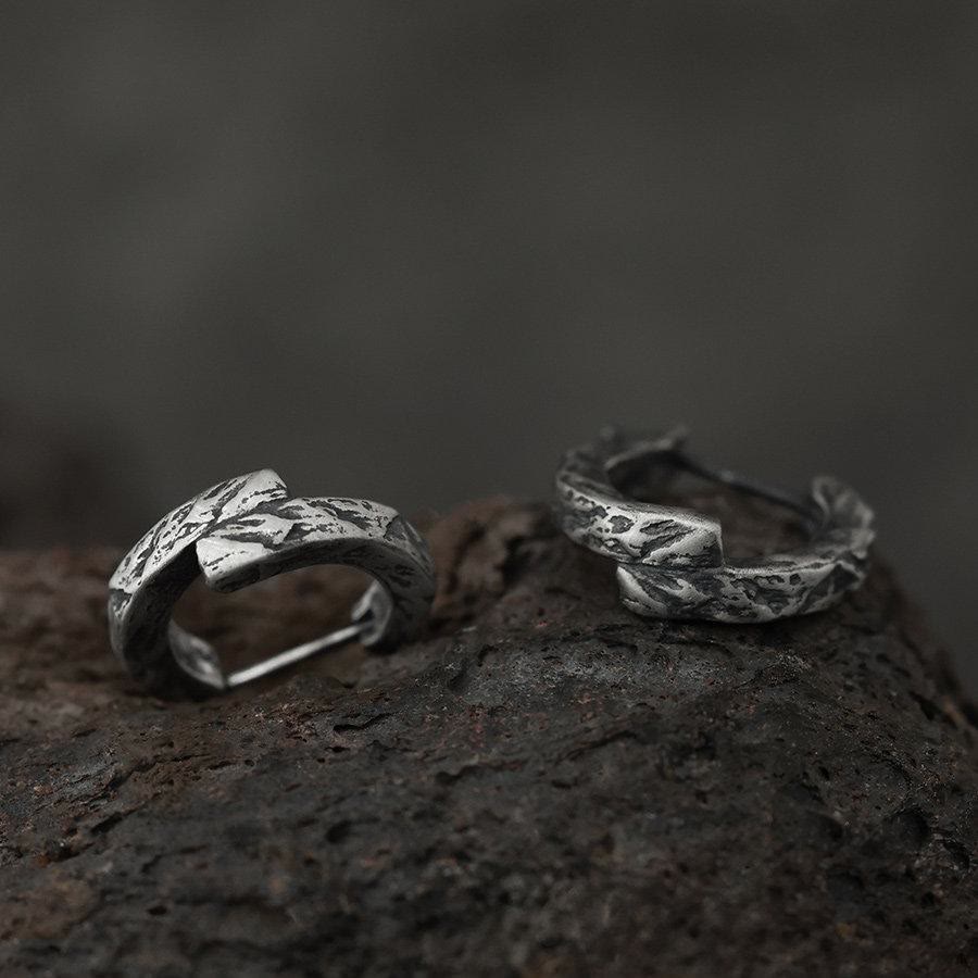 Handcrafted 925 Silver Cracked Rock Earrings