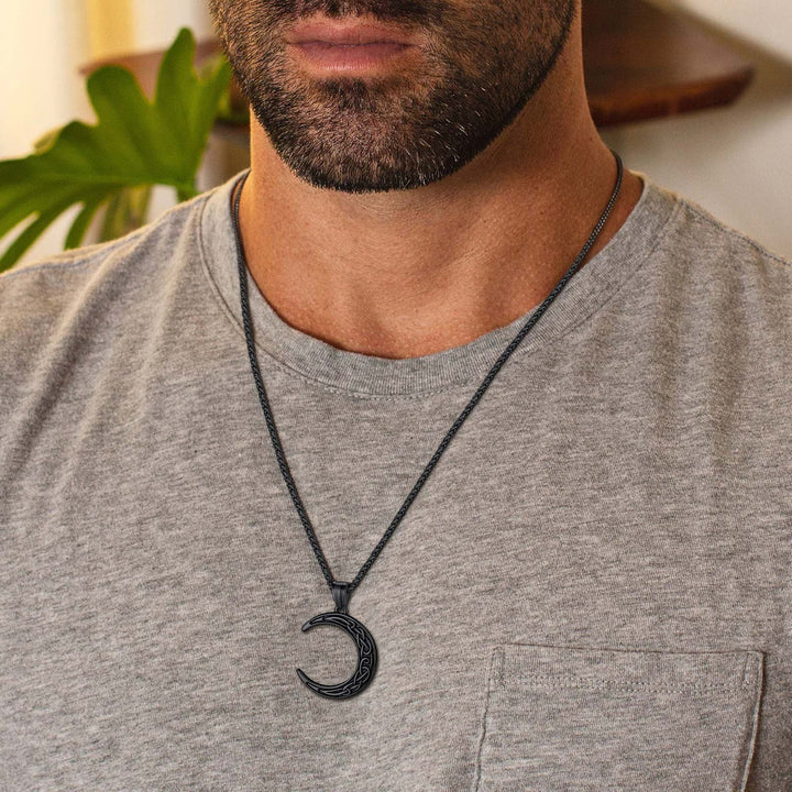 Flash Sale Celtic Crescent Moon Necklace For Men/Women